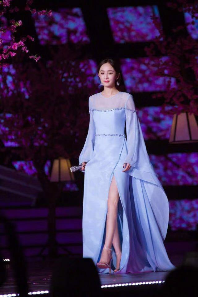 高颜值又能玩转书画的杨幂,离婚是最正确决定,定会遇到更好的人