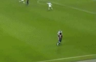 论骚只服最后这招，学会了就是球场最靓的仔