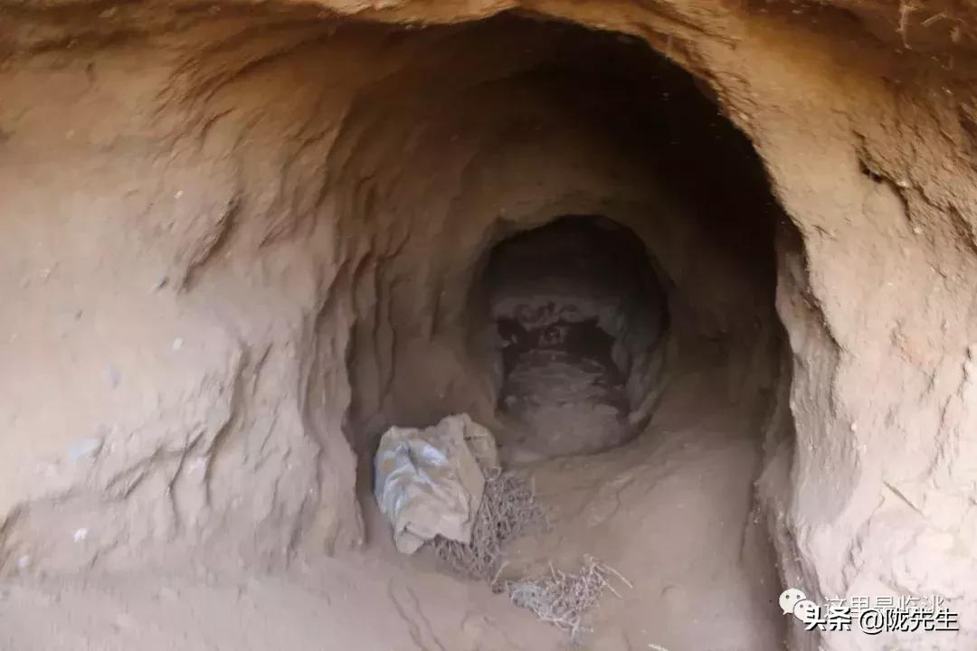 万里长城西起临洮东至辽东,西起临洮东至辽东的万里长城