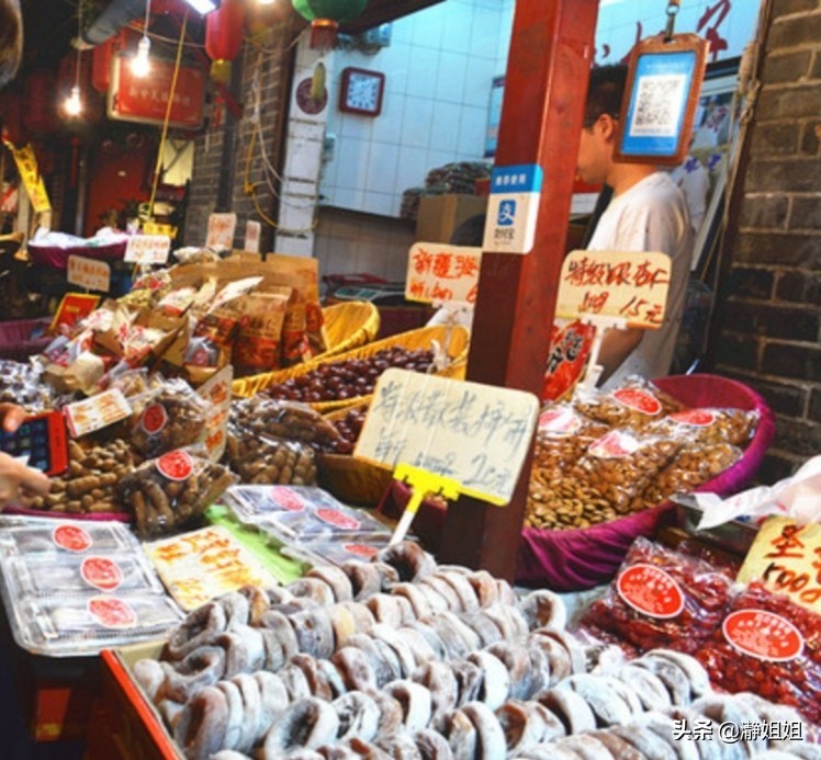 西安探店美食回民街,相约西安回民美食街