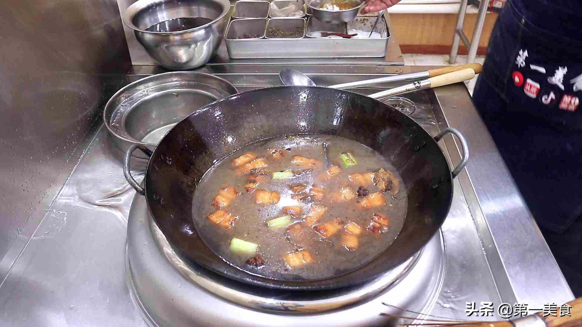 厨师长详细解说红烧肉制作方法,厨师长秘制红烧肉配方