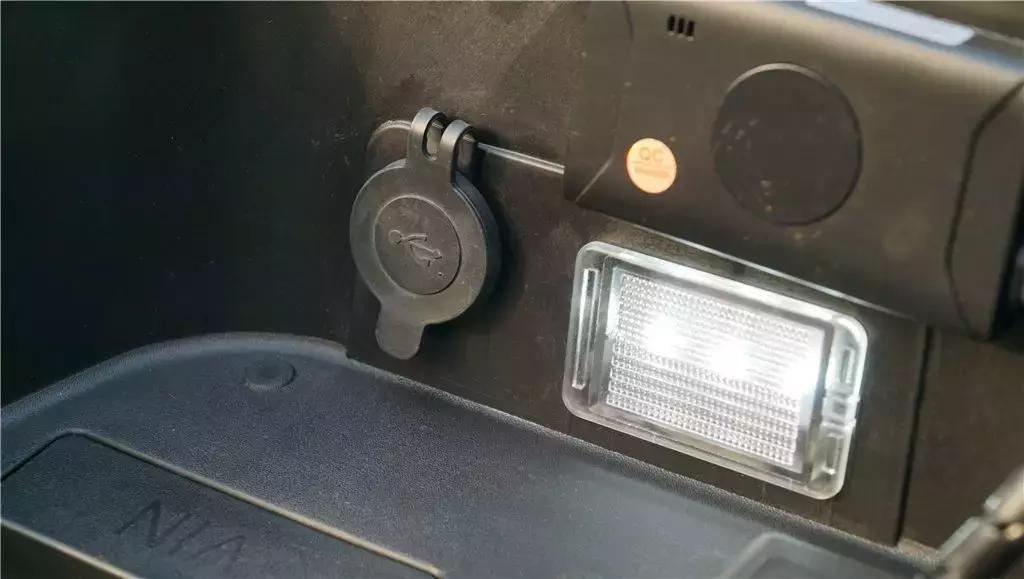 鍜宻rmax300鍚岀骇鐨勮溅,srmax300楠戣鎰熷彈