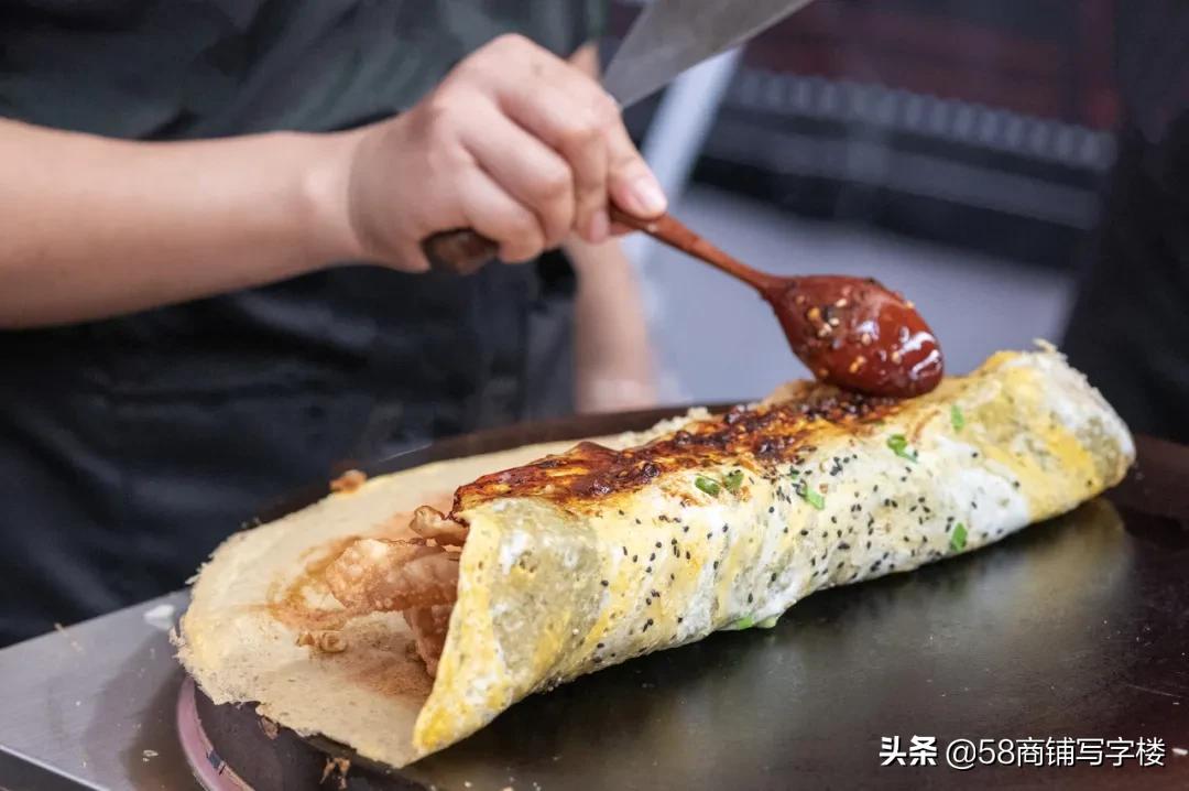 靠摆摊卖煎饼，家家别墅豪车？这些小生意不起眼却利润惊人