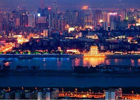 长沙网红品牌茶颜悦色在深圳开店,长沙网红奶茶茶颜悦色在哪里