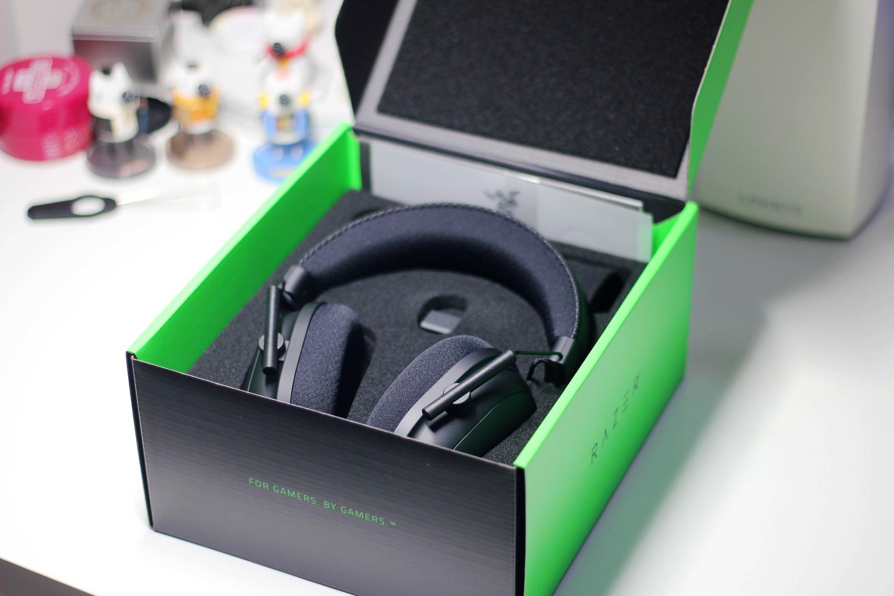 职业向的全能电竞耳麦-雷蛇旋风黑鲨V2专业版评测报告