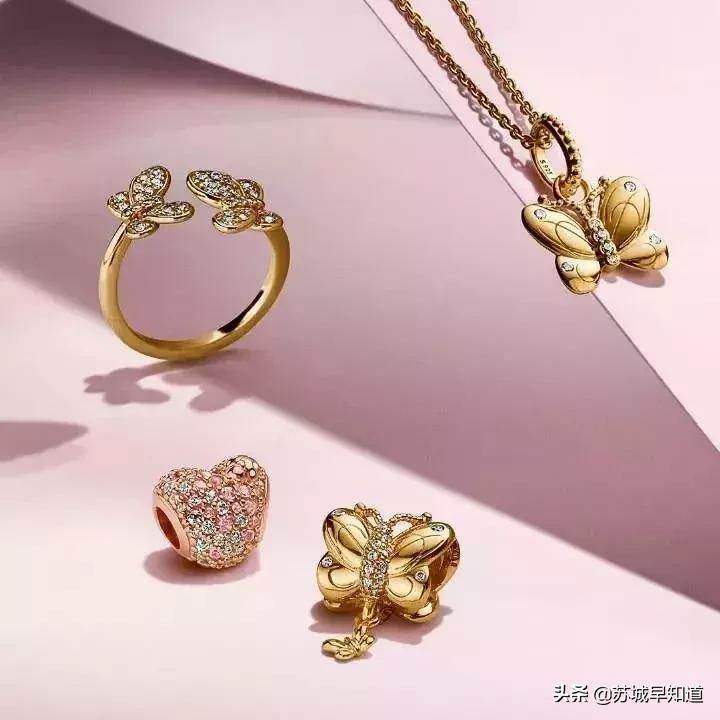 女装+女鞋+配饰！3000元一身明星套，CLTR+C攻略春日！