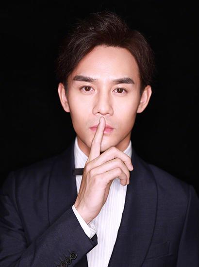 娱乐圈男明星最美的几双手,快来看看有没有你们的爱豆