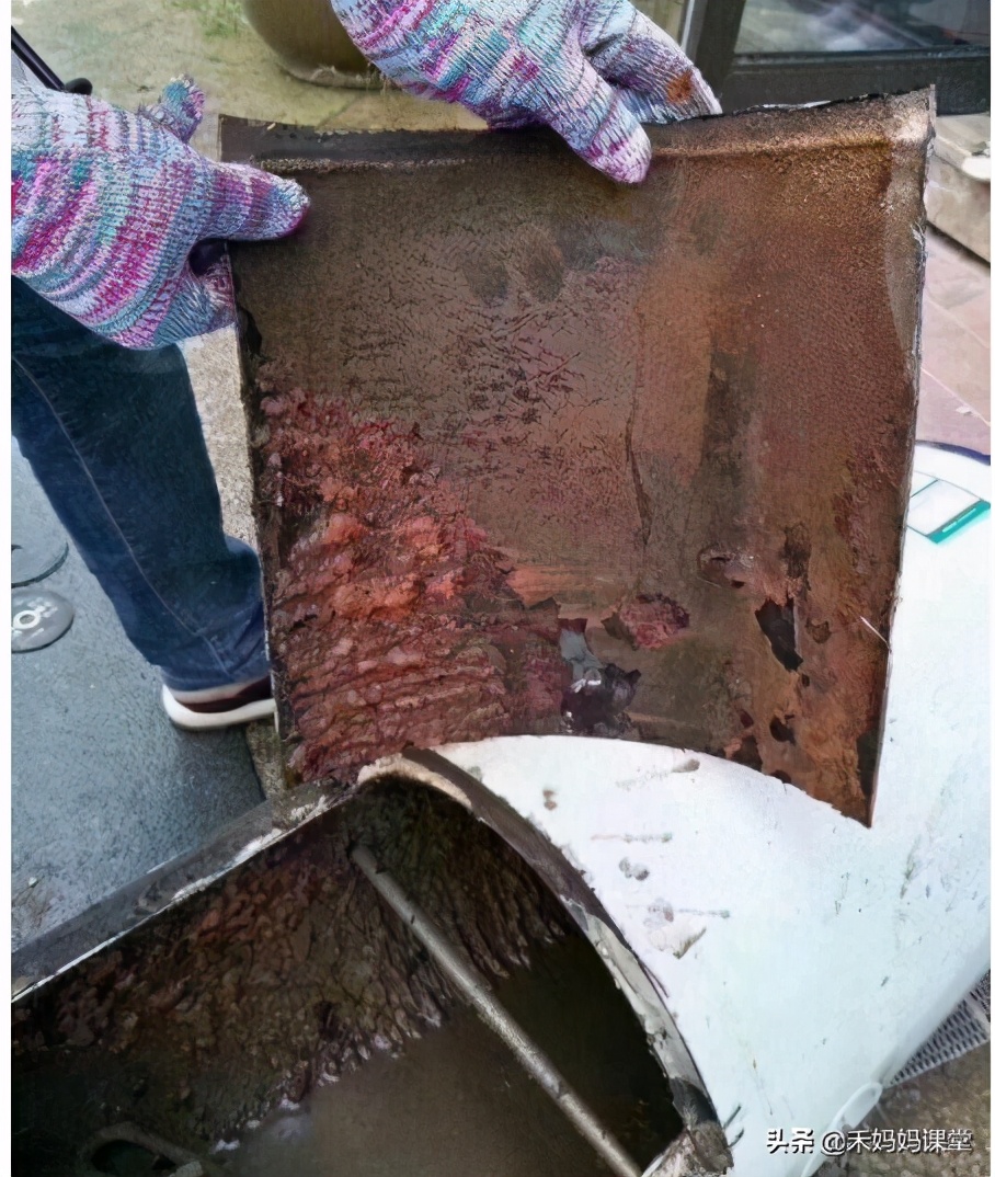 小孩子洗完澡身上发痒起疙瘩,刚洗完澡身上发痒起疙瘩怎么回事