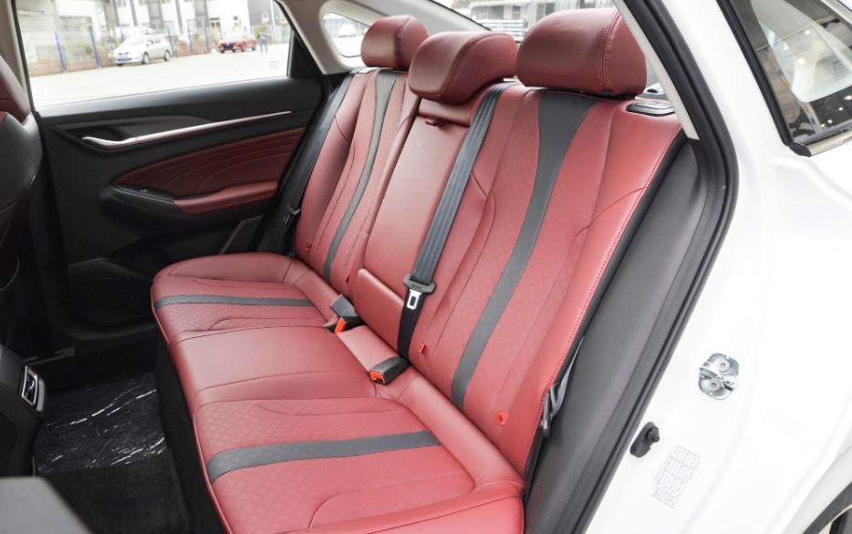 长安逸动plus1.4t蓝鲸版底盘多高,长安逸动plus底盘离地面多高