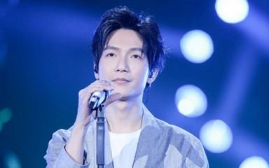 陈楚生上了几天热搜了,陈楚生近况