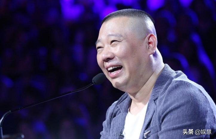 于谦拿曲协砸挂吓坏郭德纲完整版,于谦拿曲协砸挂吓坏郭德纲视频