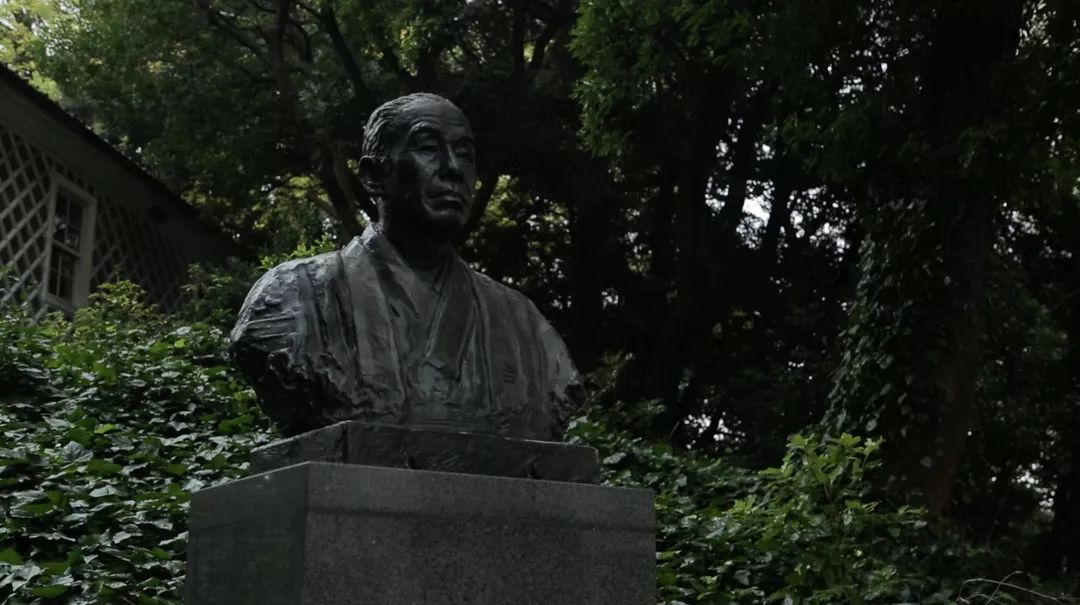 枪炮与玫瑰——明治维新以来的日军军国主义之路