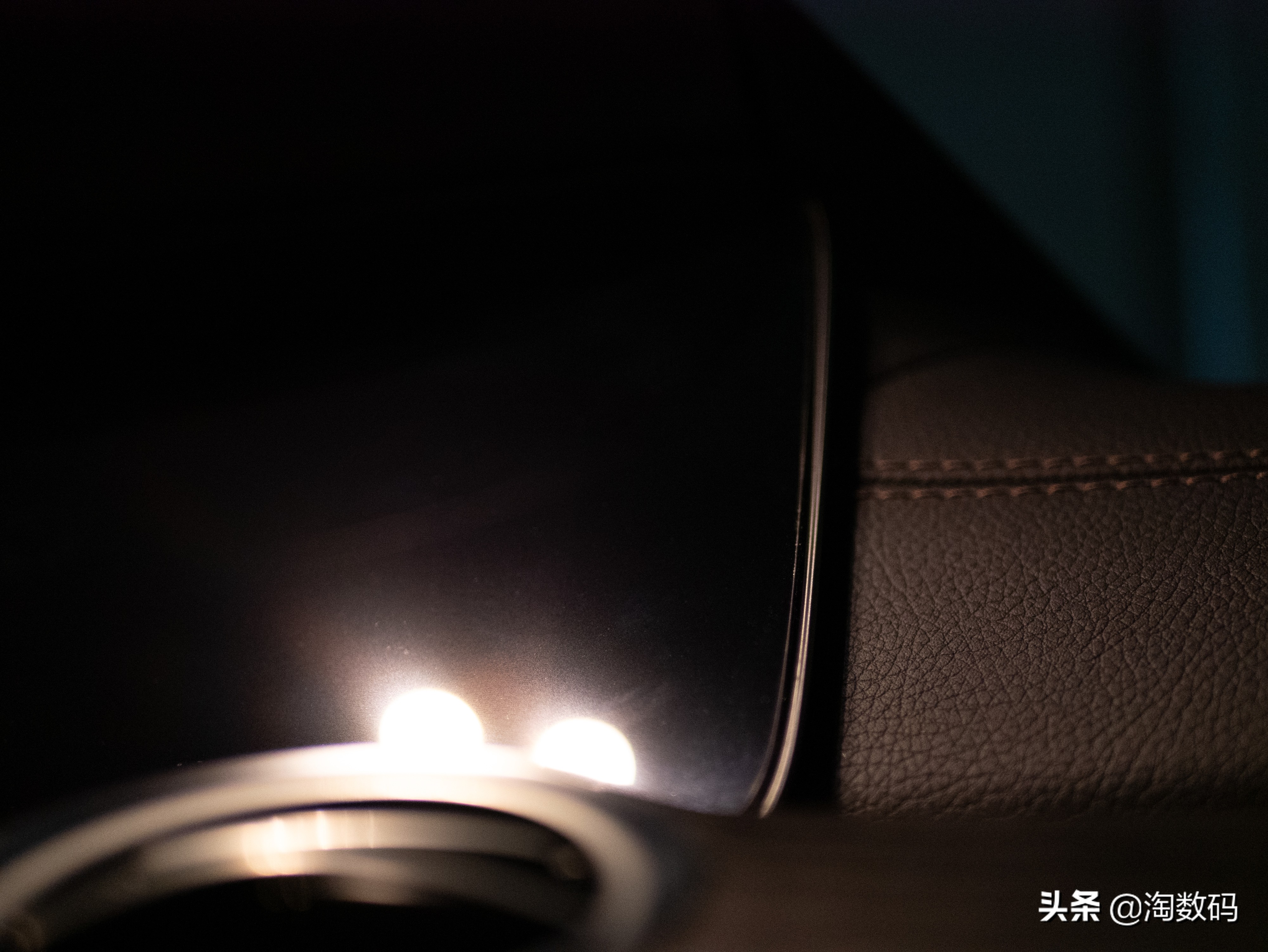 21款e300l亮黑贴膜,e300l豪华立标版2023钢化膜