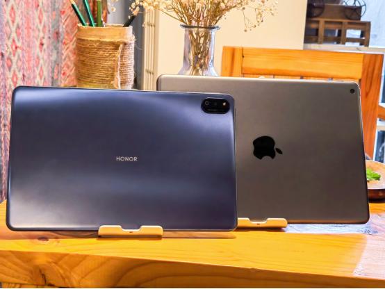 平板建议选安卓还是苹果,目前平板用苹果的还是安卓的好