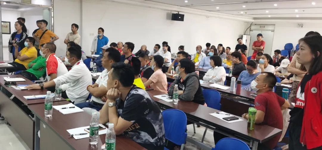 打造专业化的培训队伍,厦门素质拓展训练培训班