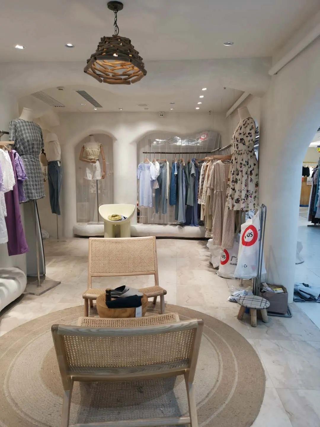 广州最美的服装市场推荐,广州最流行服装批发