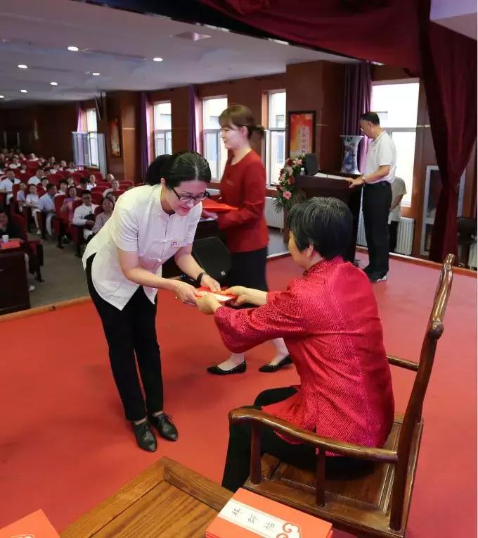 省市名中医传承拜师仪式,中医师带徒的拜师仪式流程