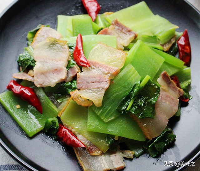 腊肉炒菜简单做法,腊肉炒菜的正宗做法