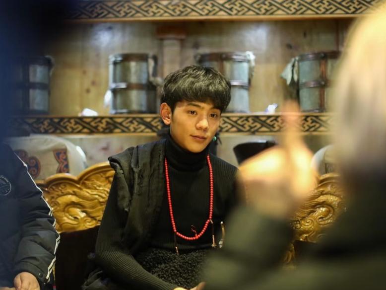 丁真地理题是哪的,地理答案丁真