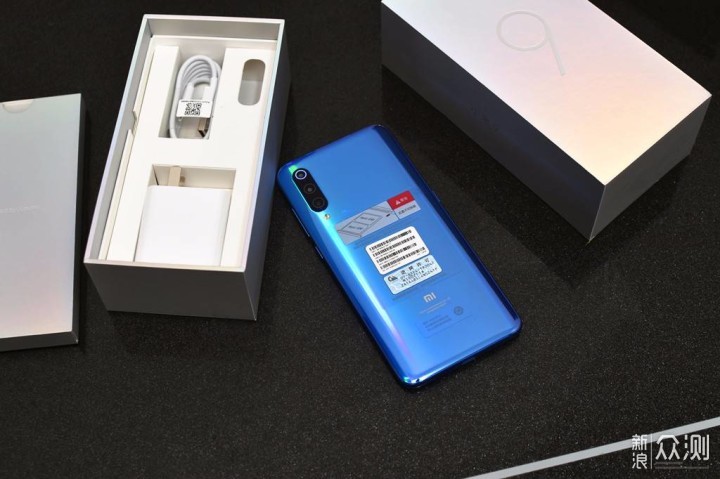 小米9对比苹果8p,小米9对比一加7