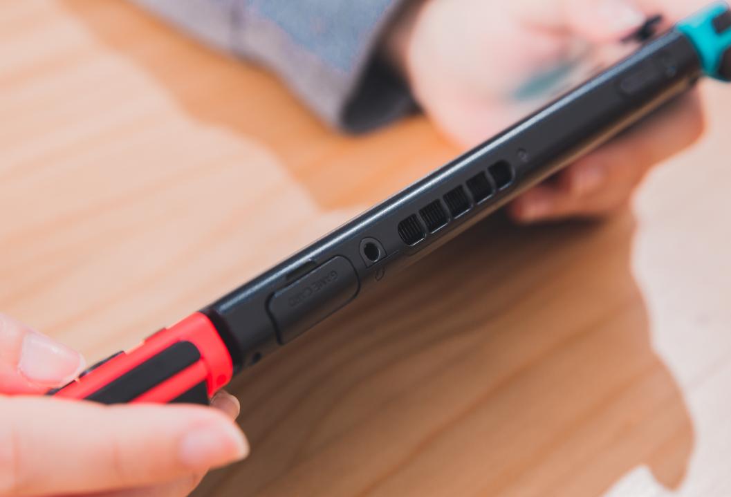 《动森》遭全网下架，日版Switch暂停出货，你的理财产品要凉了？