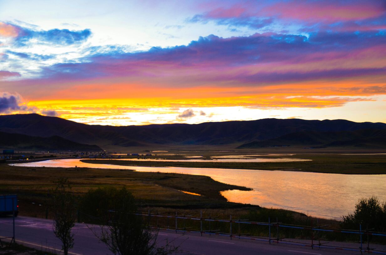 成都自驾红原大草原,四川红原大草原