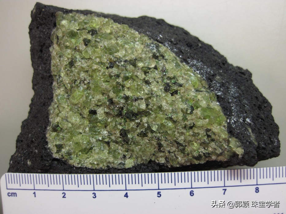 代表性橄榄石:SanCarolsPeridot