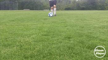 足球假动作技巧解析,足球假射变向技巧