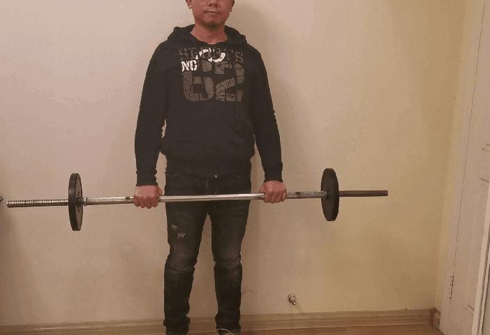 前臂力量不够？只需3个动作，就能练壮前臂，让你的手臂更有型