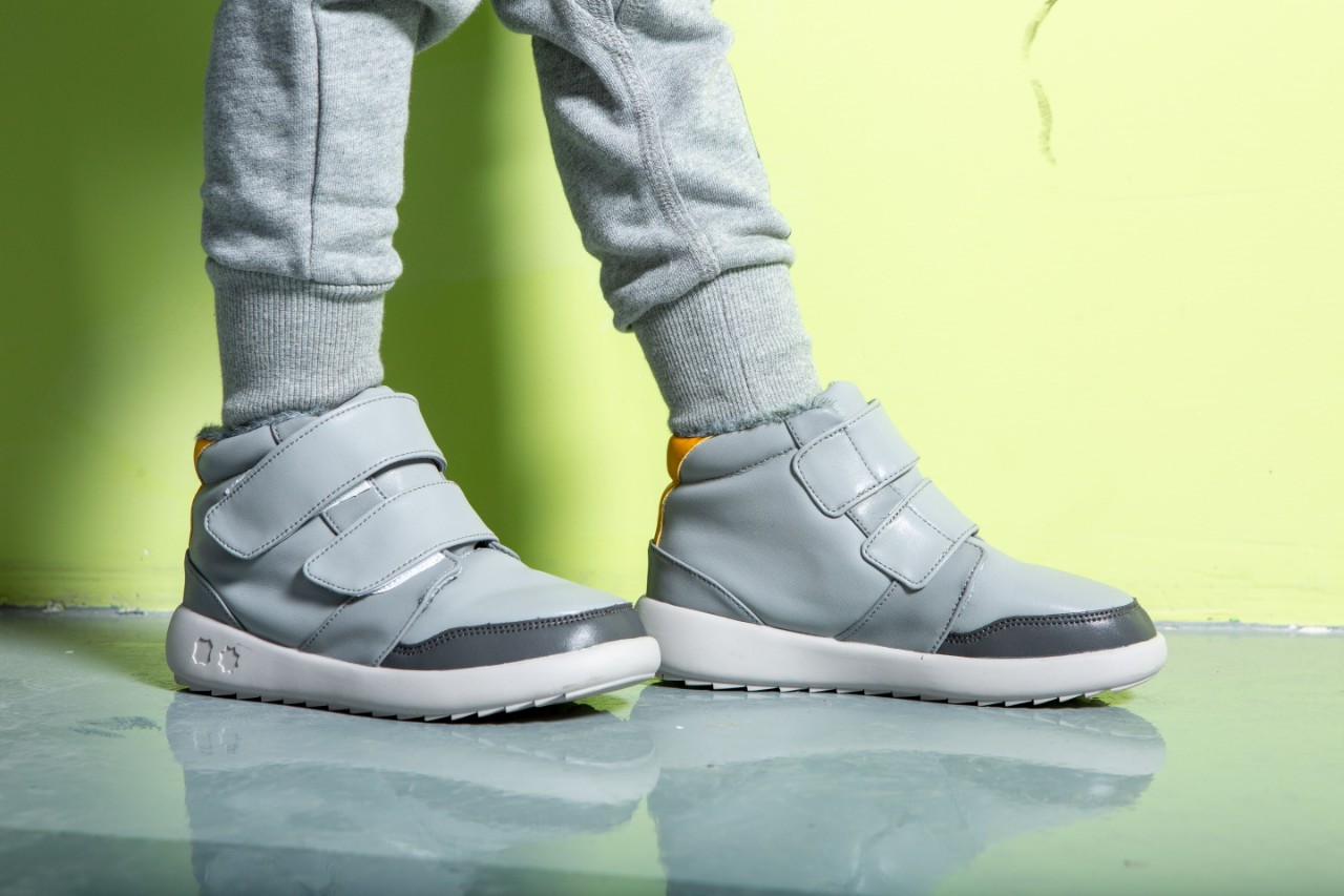 小蓝羊冬靴值不值得买,小蓝羊靴子