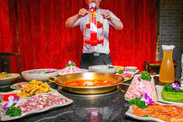 成都美食火锅双子塔,火锅界的no1