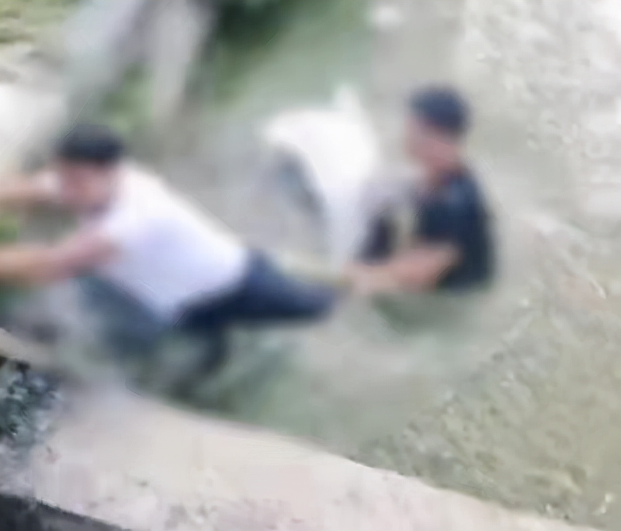 荒唐的闹婚,荒唐的婚事