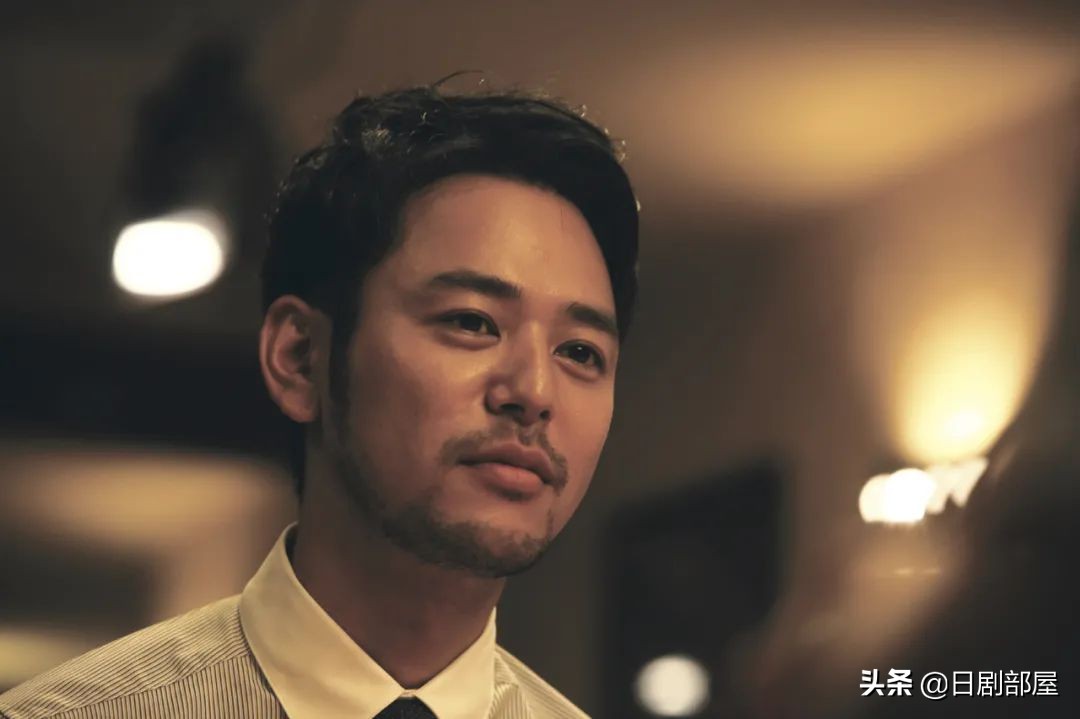 唐人街探案3妻夫木聪花衬衫,唐人街探案3里面四位帅哥