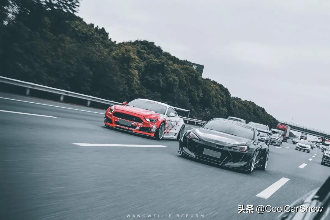 小伙爆改bj80,丰田86手动挡爆改