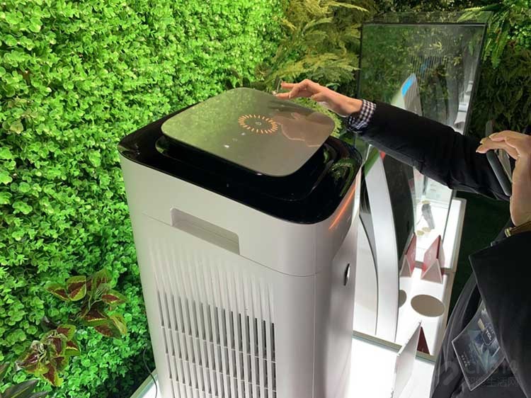 夏普空气净化器亮相AWE两大技术呵护呼吸健康