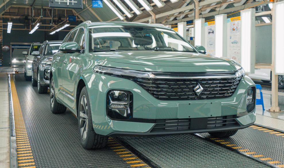 新宝骏valli沉浸式体验,新宝骏向往valli首款潮改休旅车