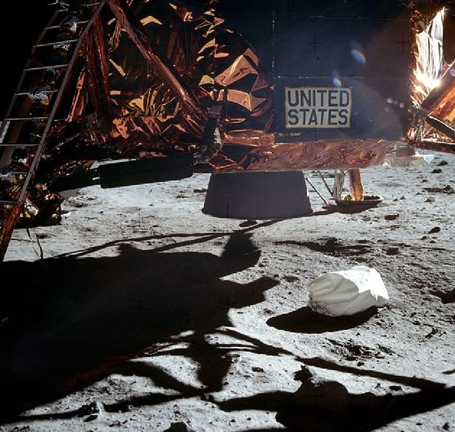 为什么有人说阿波罗是假的,为何这么多人质疑阿波罗登月