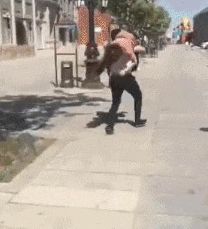 为什么败顶的人不直接剪个光头，评论区笑死你