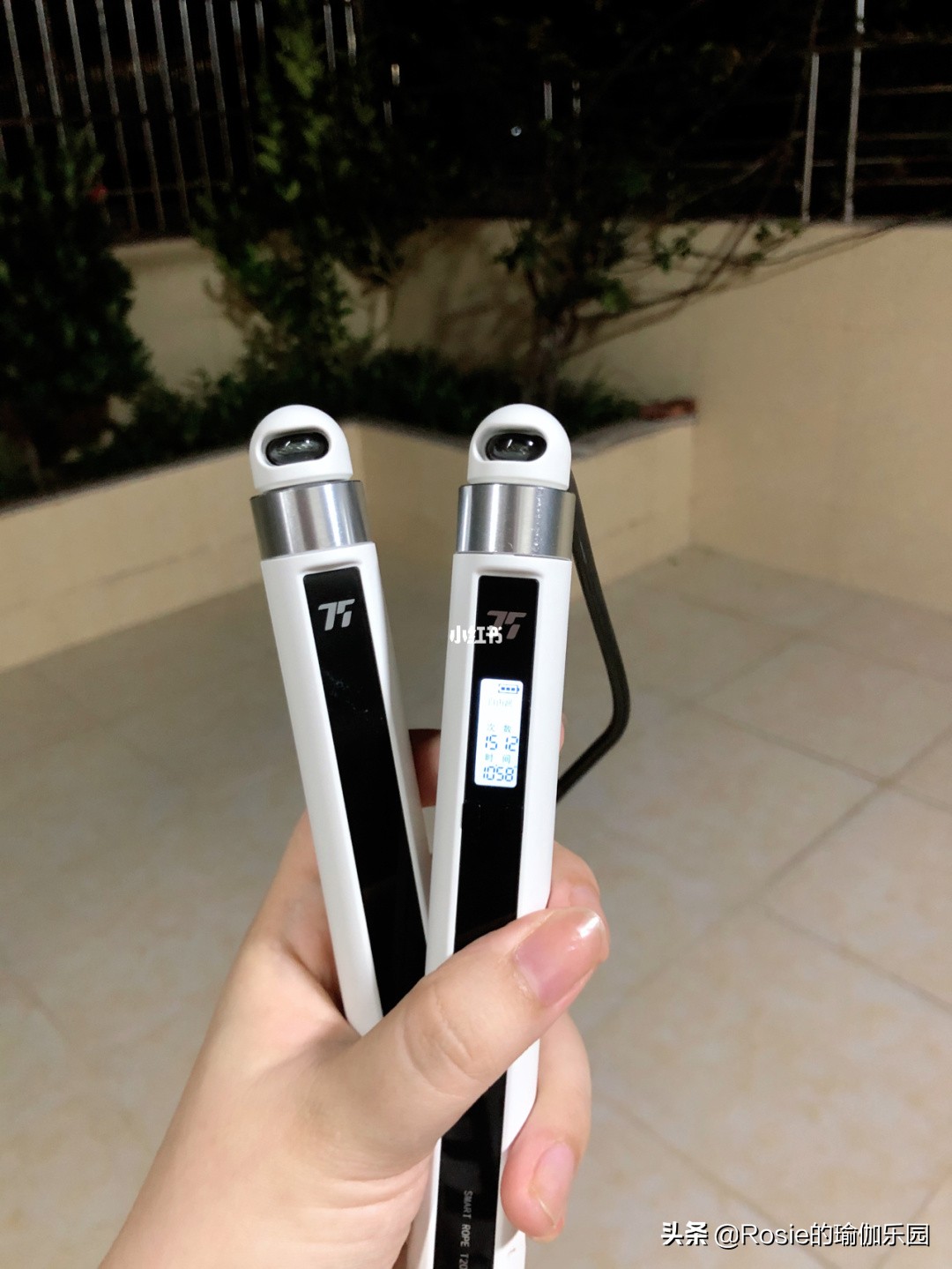 每天跳绳5000个伤膝盖,7岁小朋友每天跳绳1000会伤膝盖吗