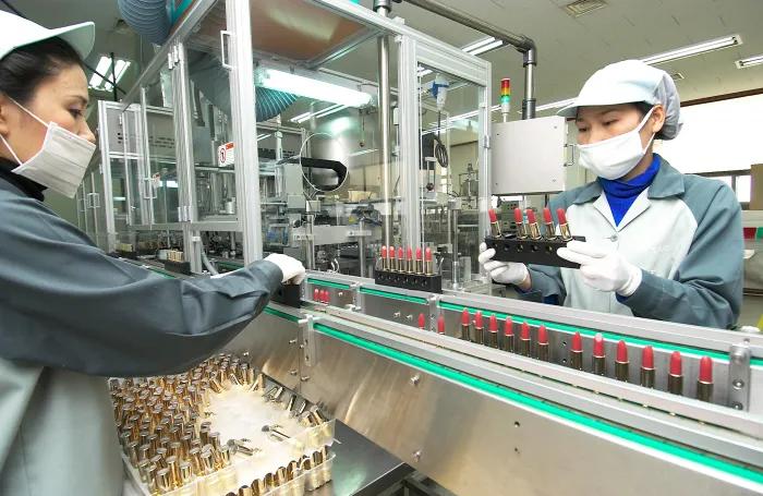 美妆代工厂未来的路该怎么走,美妆贴牌工厂怎么做