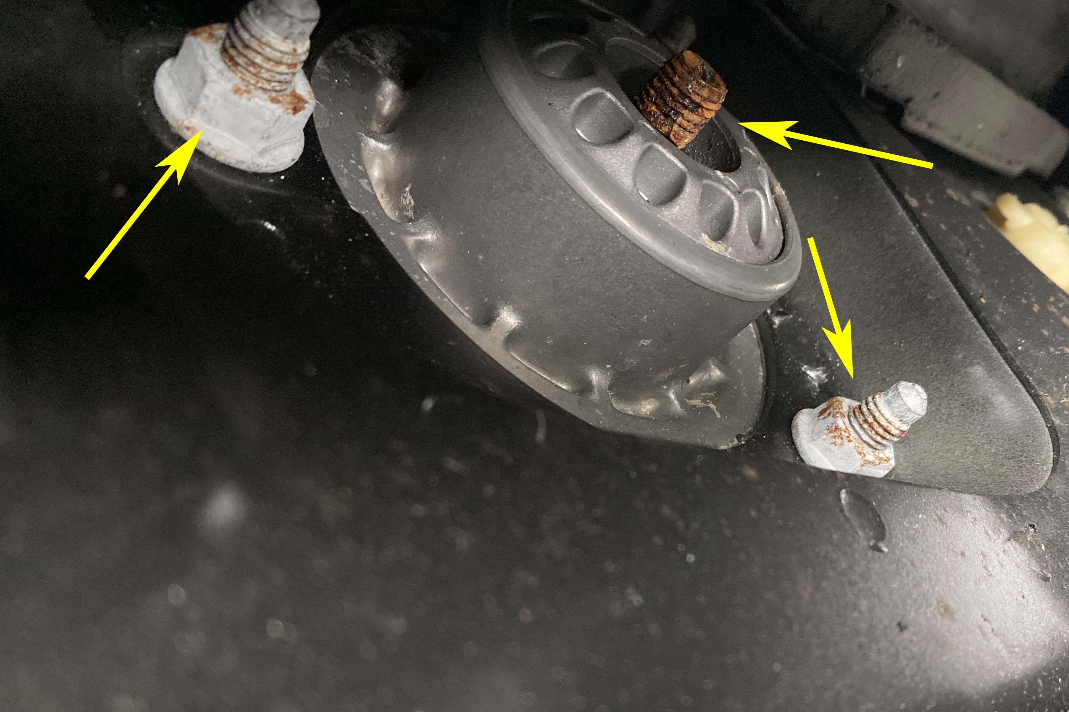 宝马x6个人出售,一手车源个人出售宝马x6