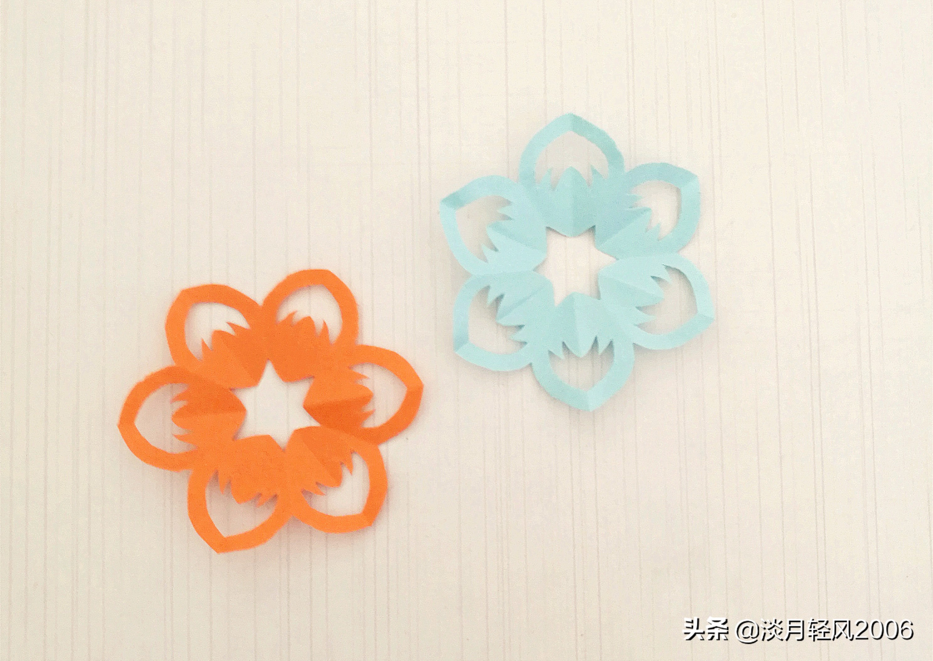 正方形彩纸剪纸手工,手工剪纸教程简单幼儿园花朵