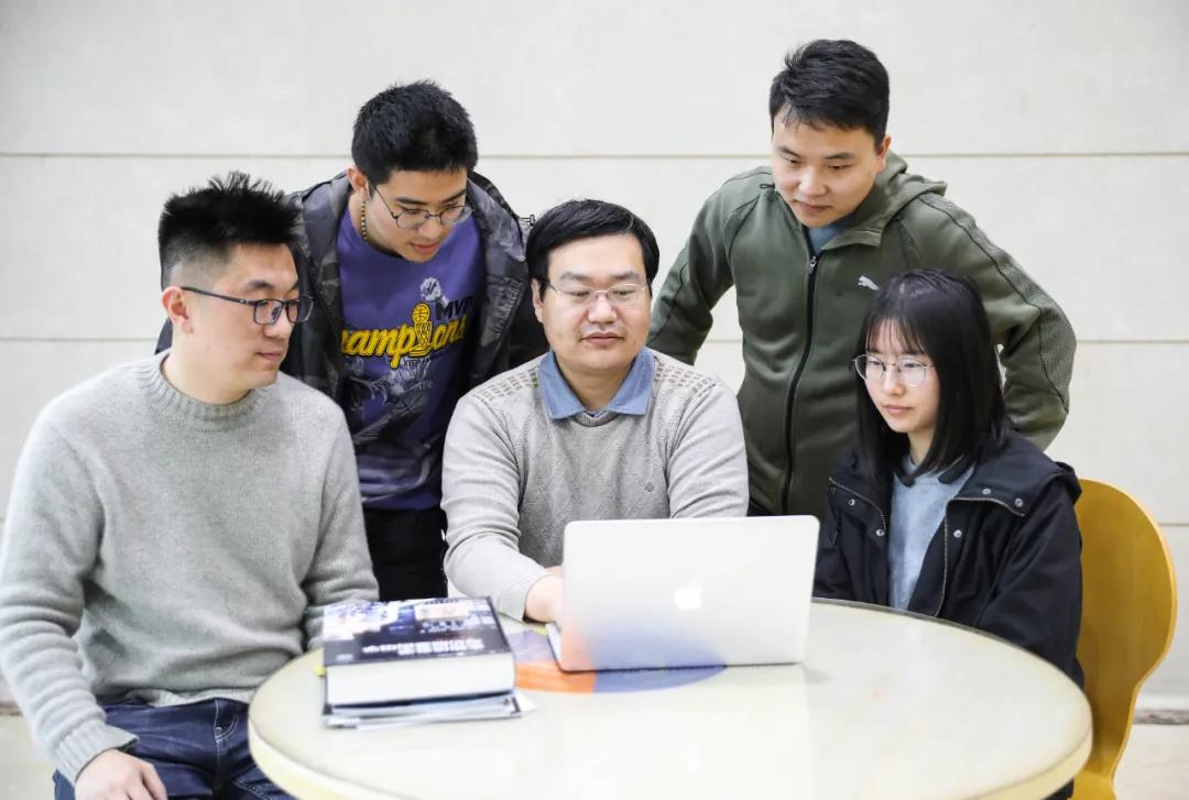 贾天野:读懂人脑,服务临床