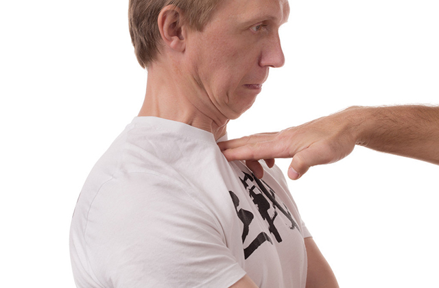 慢性咽炎止咳法,慢性咽炎用什么泡水喝能化痰止咳