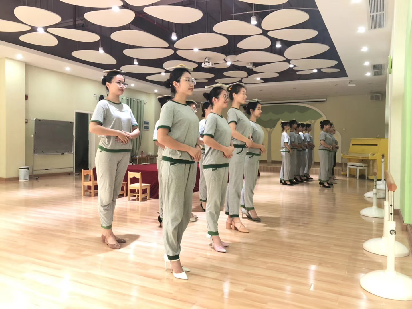 幼儿园的师资队伍建设工作有哪些,幼师队伍建设幼儿园