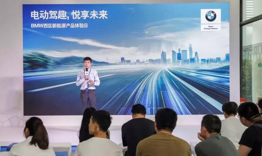 打卡太原网红书店,打卡网红书店你会真的买书吗