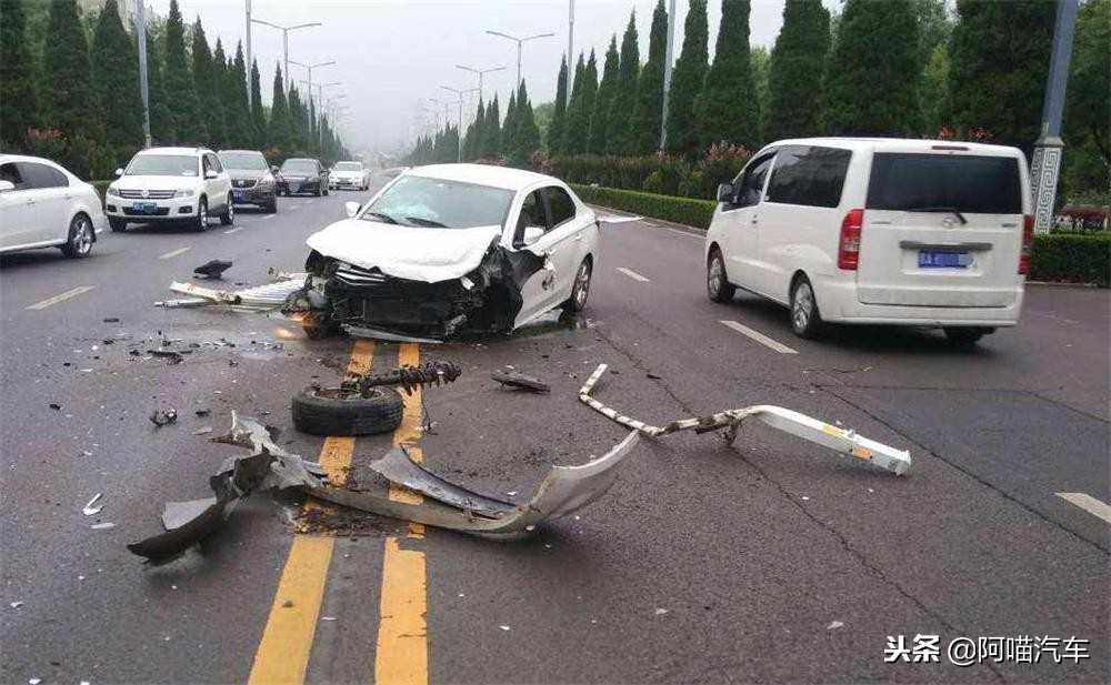 汽车事故对方不讲理怎么办,汽车事故对方全责无保险怎么办