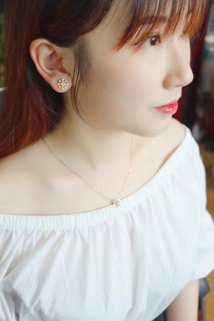 七夕节给女朋友送什么首饰好呢,七夕节礼物送什么首饰好