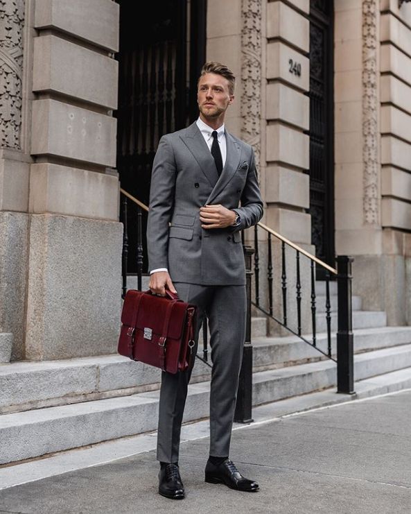 男生如何挑选自己的第一套西装,如何挑选合适自己的西装