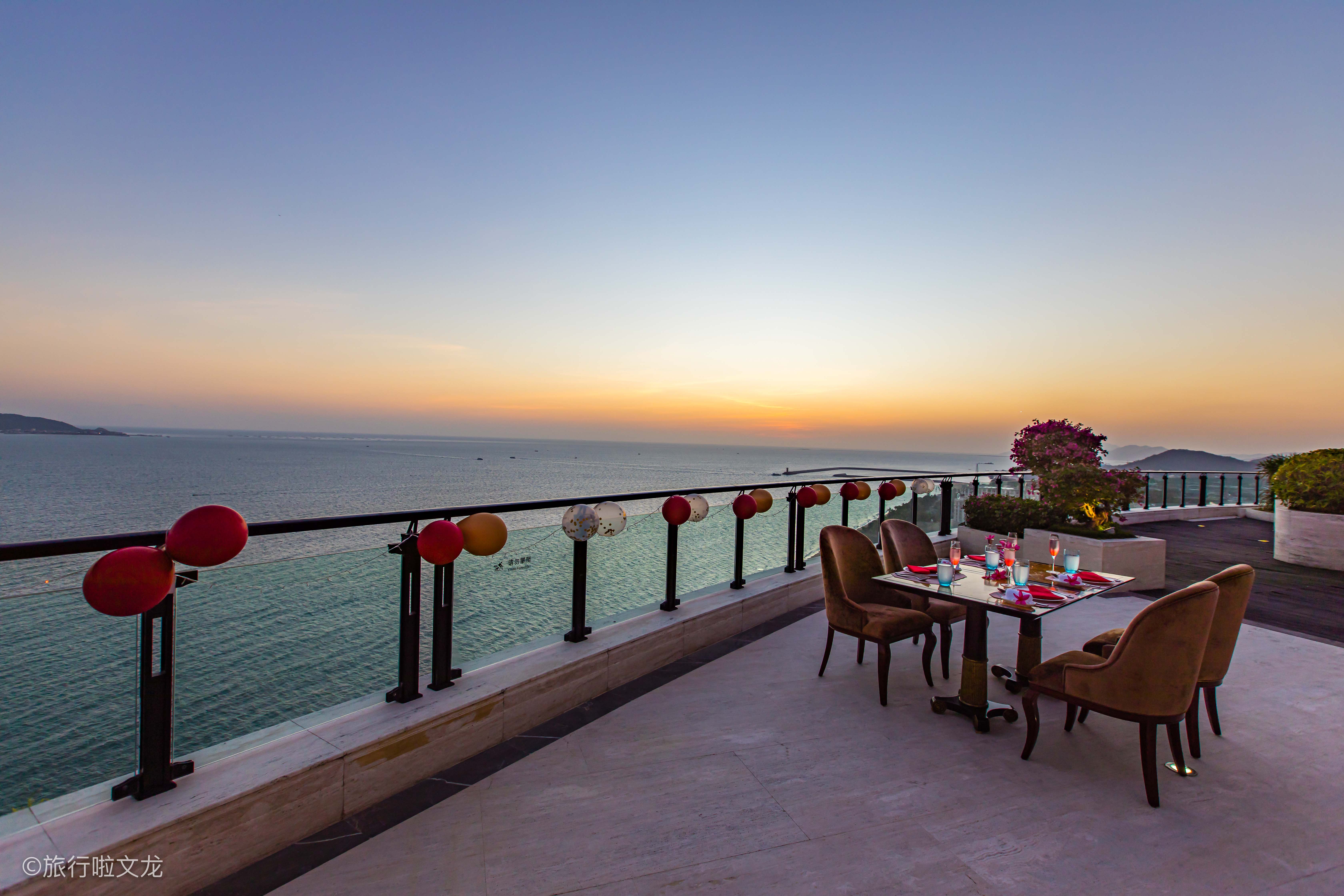 三亚离沙滩只有十米的酒店,三亚最值得推荐的三个酒店